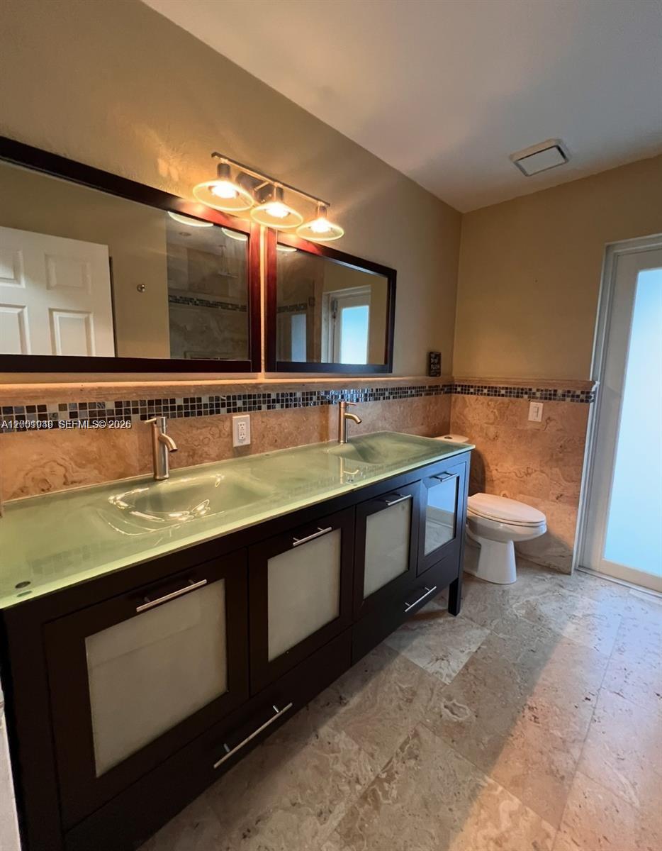 FLINT SURVEY - Residential Lease