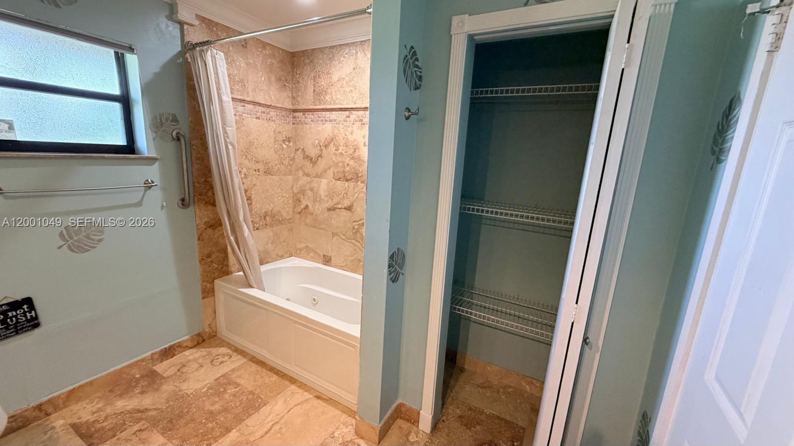 FLINT SURVEY - Residential Lease