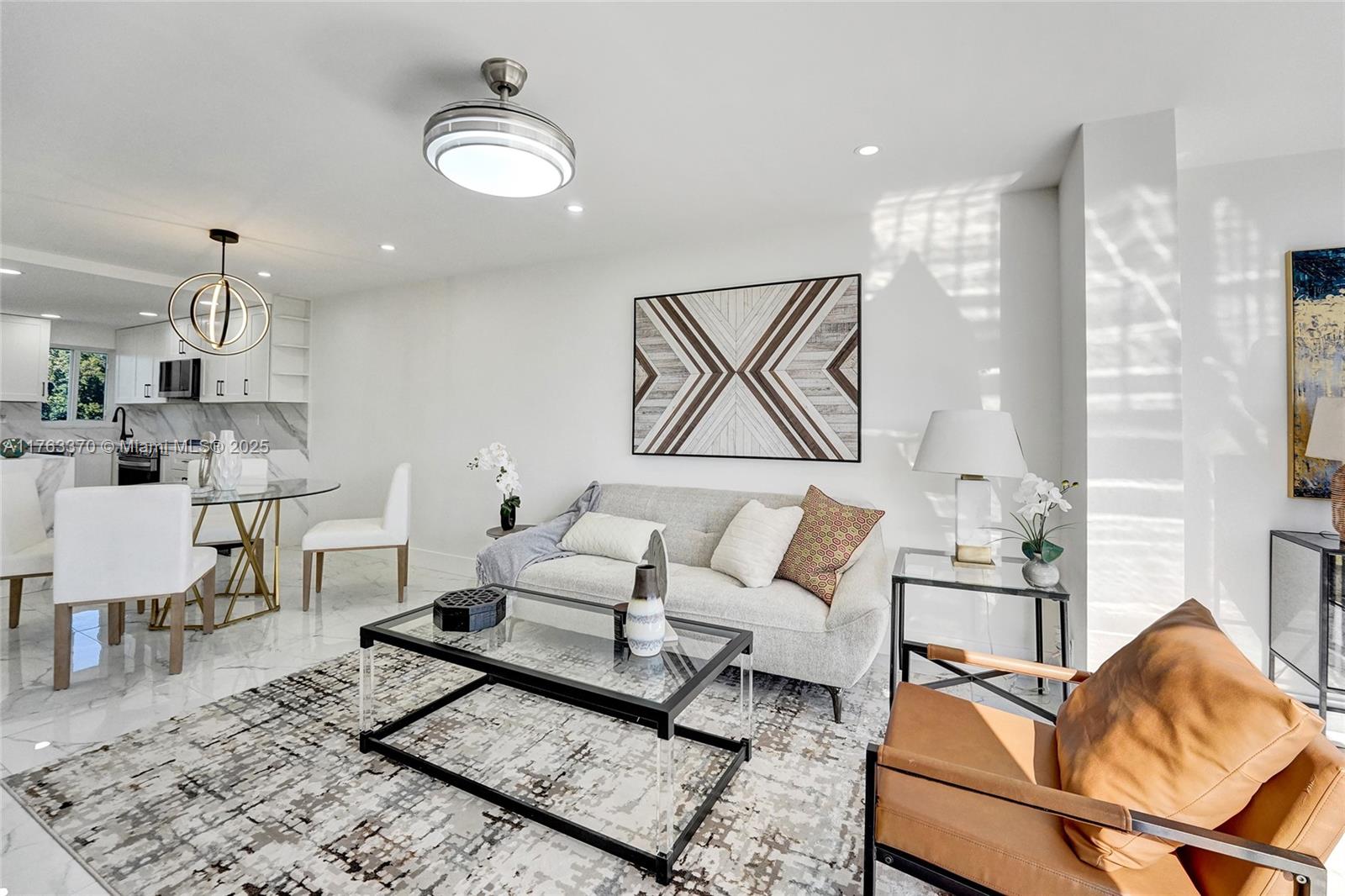 HOLLYBROOK GOLF AND TENNIS - Residential