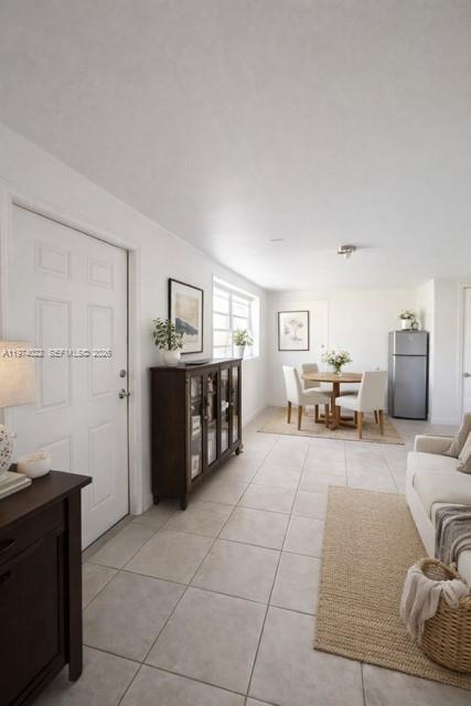 SOUTH DANIA HEIGHTS AMEN - Residential