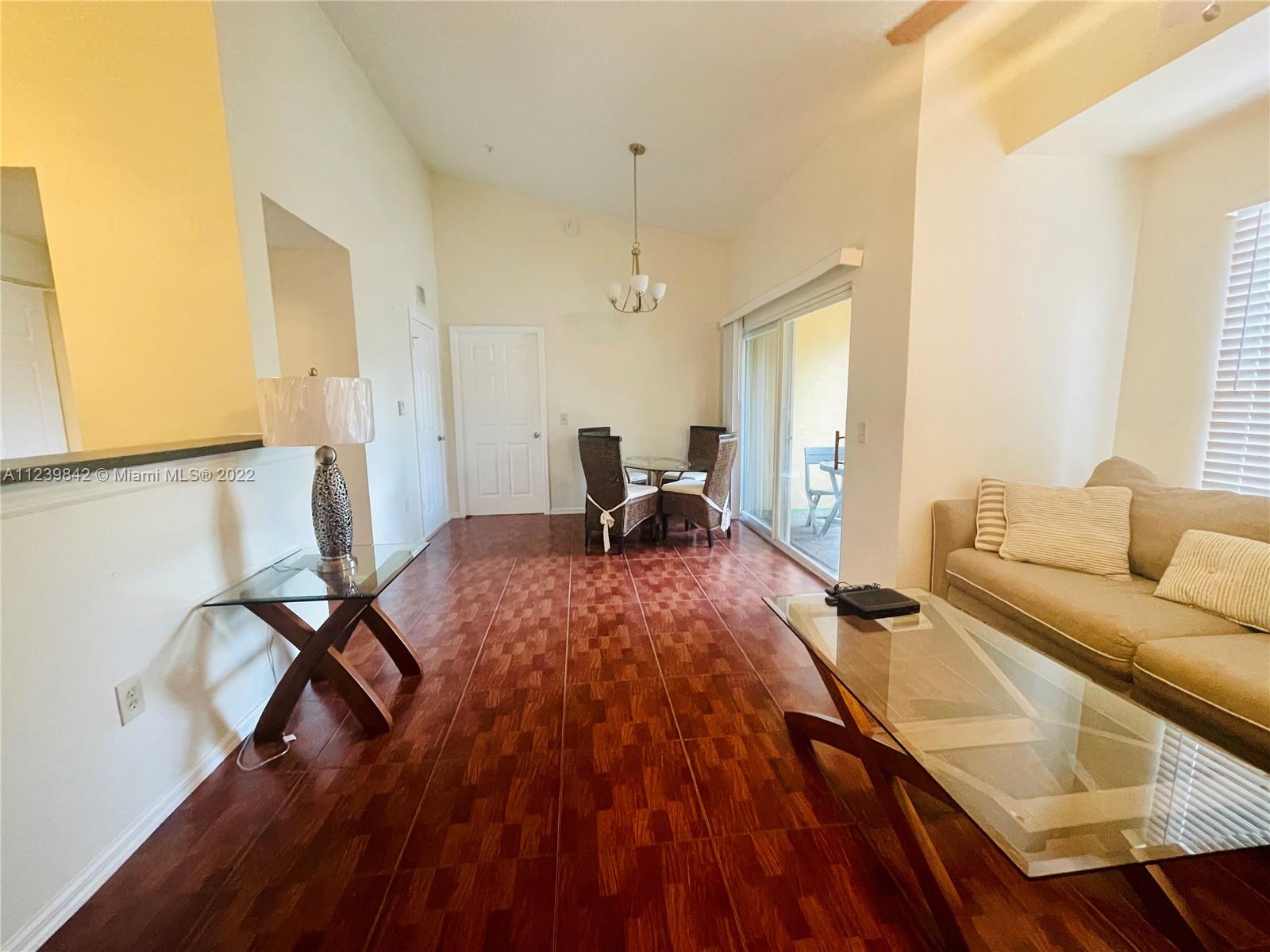 EMERALD ISLE AT LAGUNA LA - Residential Lease