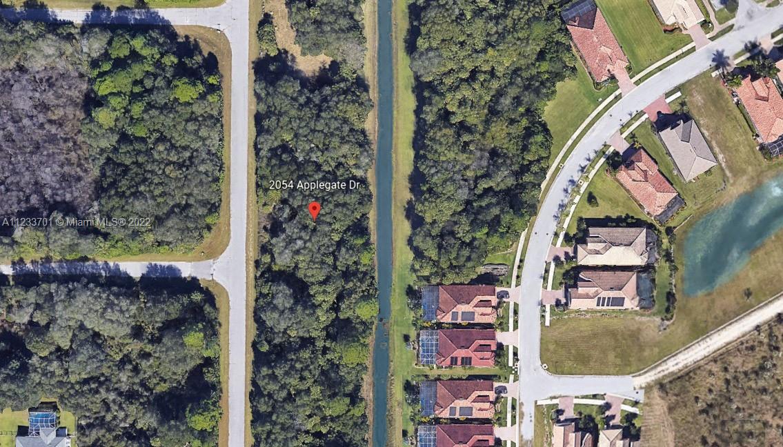 Port Charlotte 57 - Land