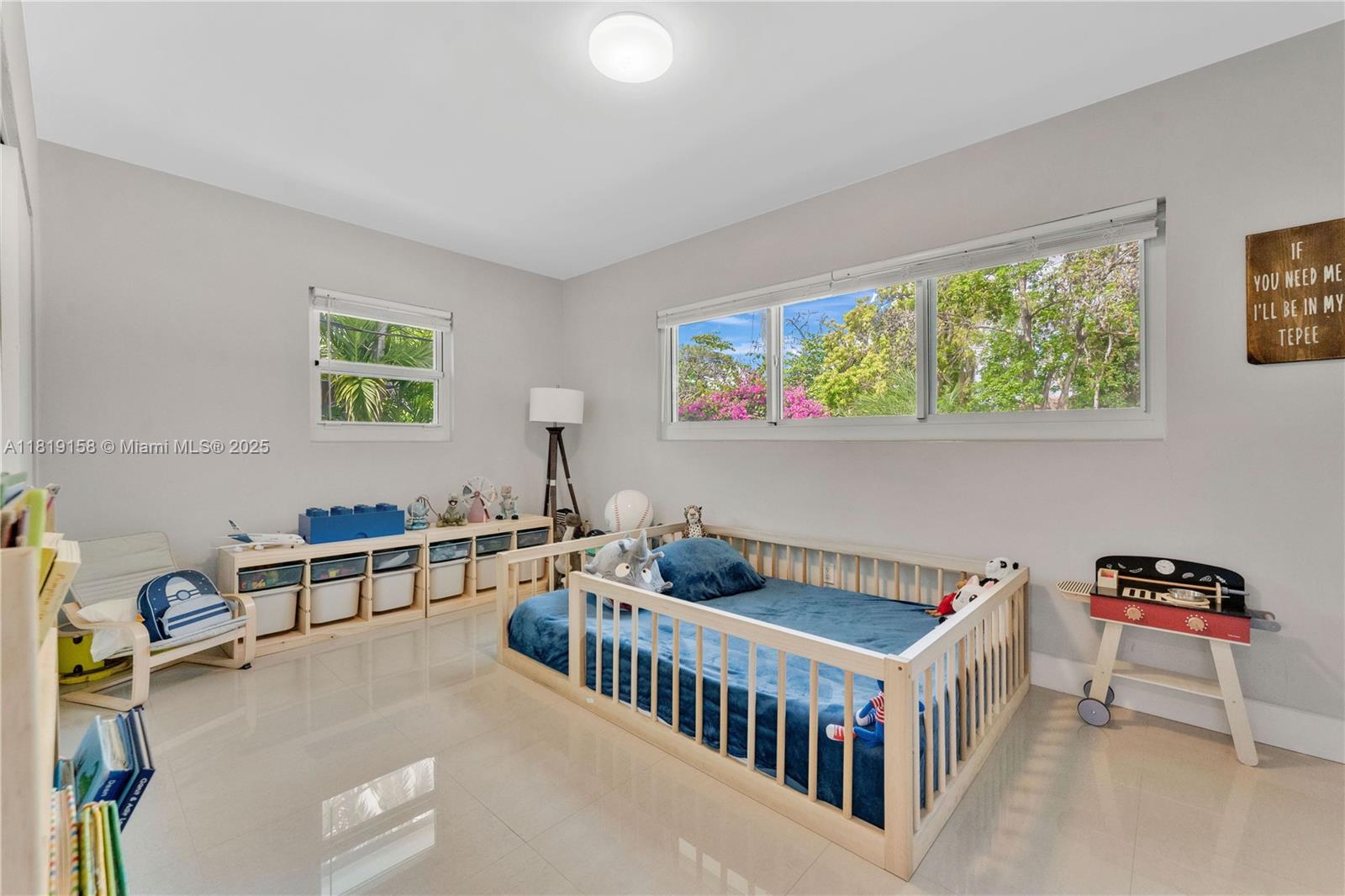 AVON HEIGHTS - Residential Lease