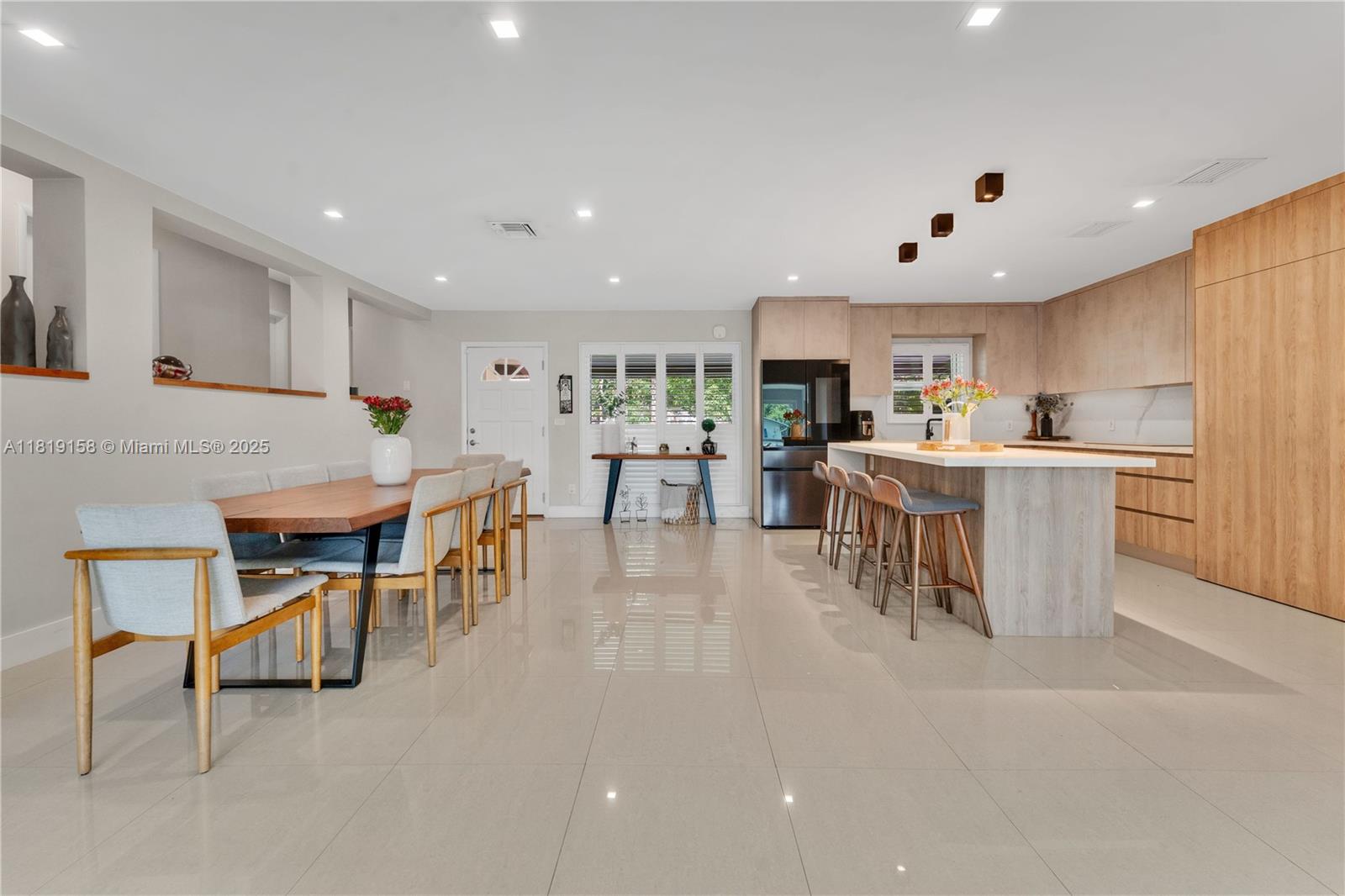 AVON HEIGHTS - Residential Lease