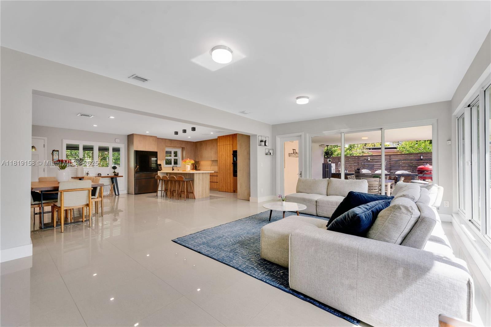 AVON HEIGHTS - Residential Lease