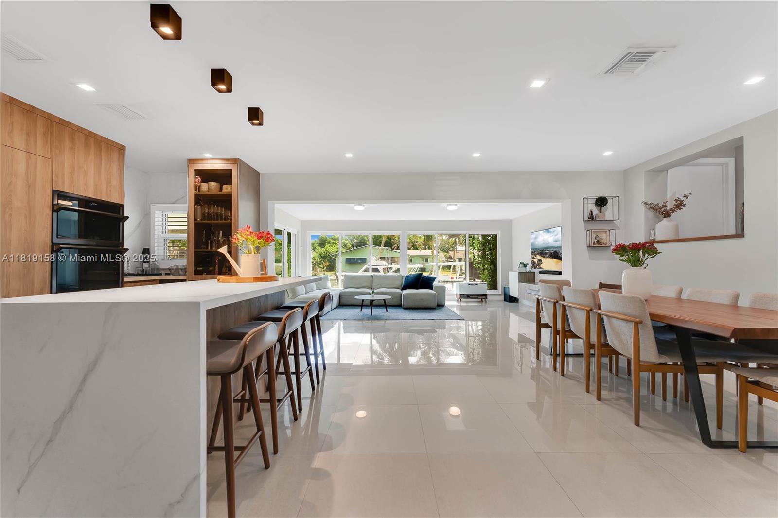 AVON HEIGHTS - Residential Lease
