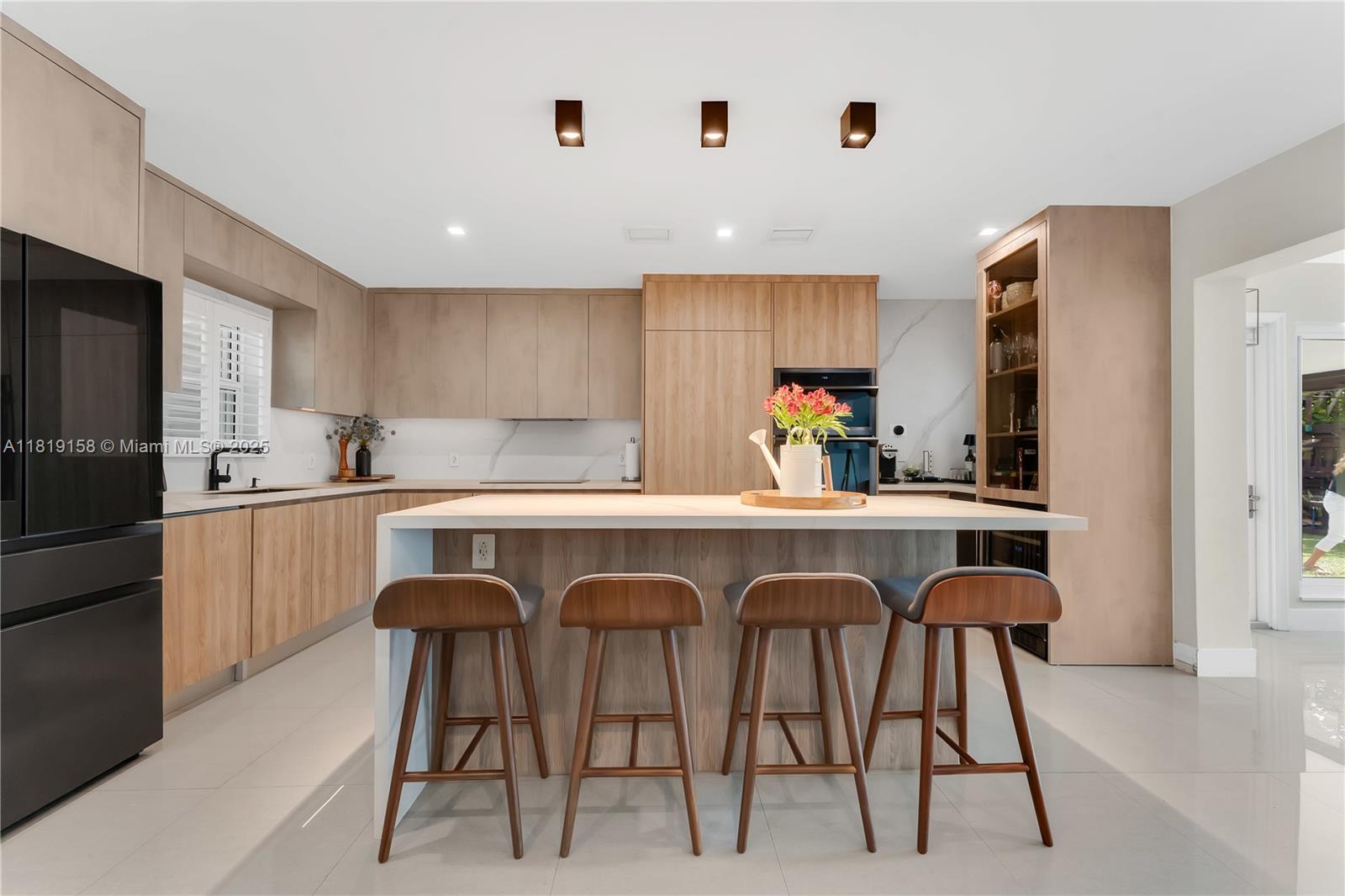 AVON HEIGHTS - Residential Lease