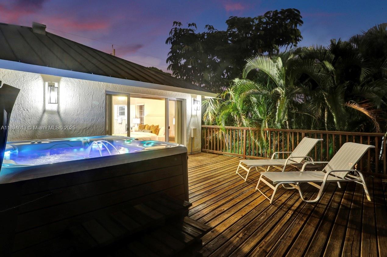 Wilton Manors - Residential