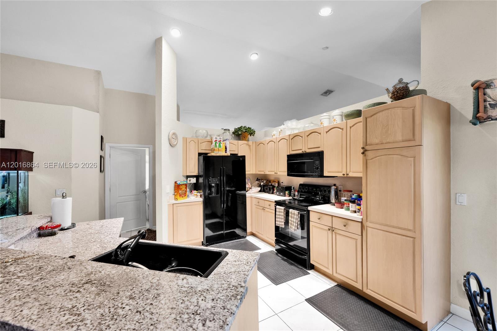 PEMBROKE LAND CORP PLAT - Residential