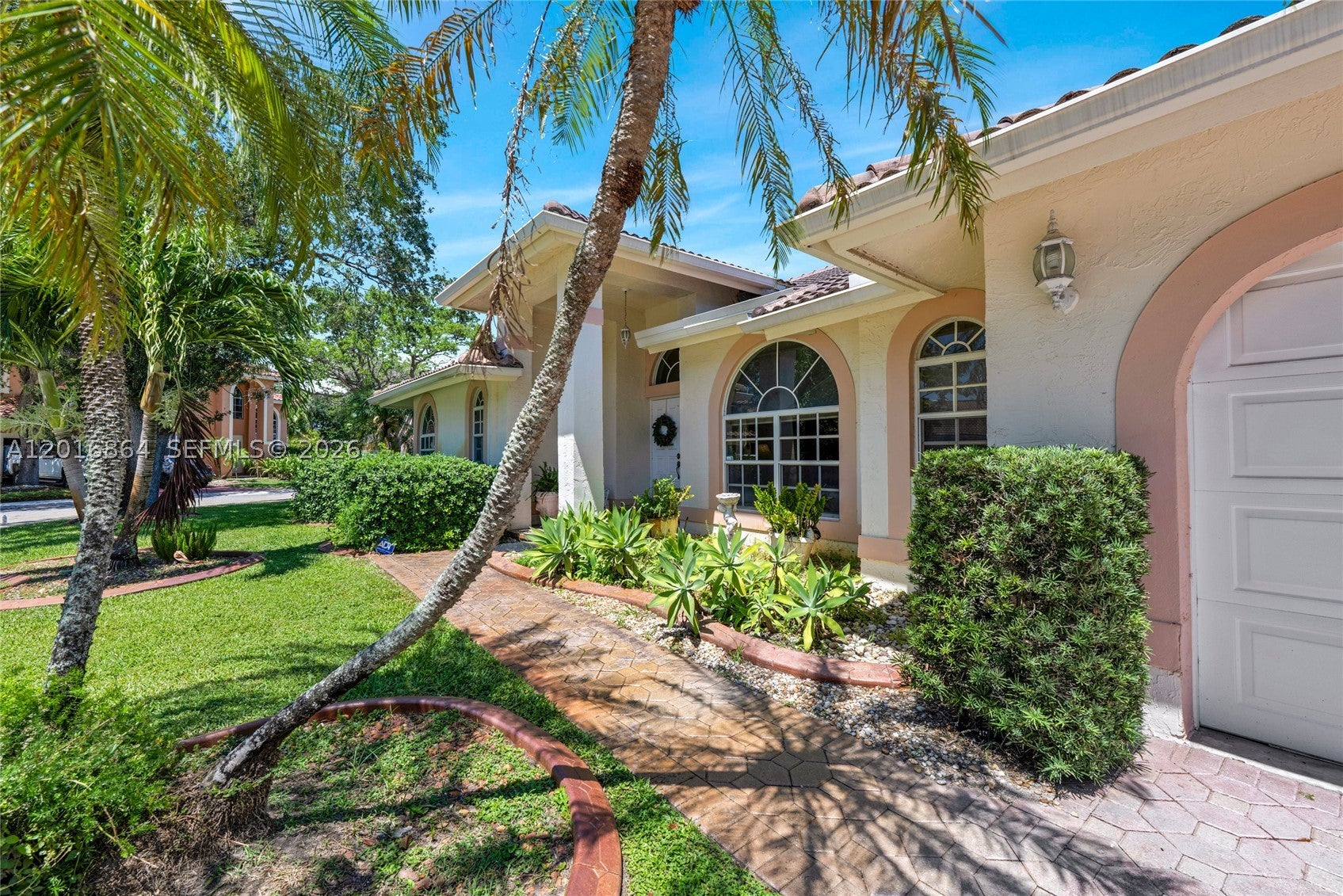 701 SW 93rd Ter