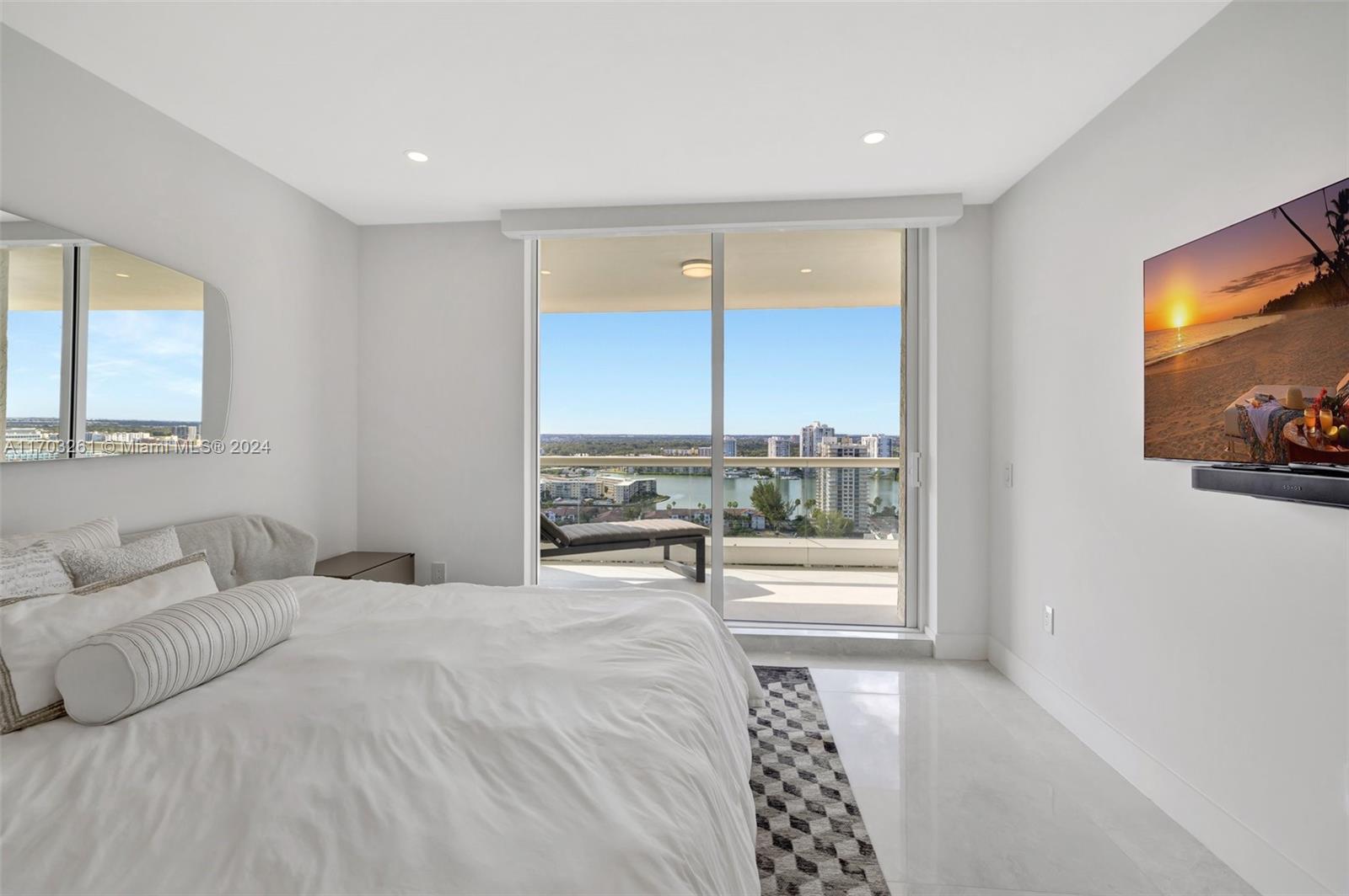 BELLAMARE @ WILLIAMS ISLA - Residential