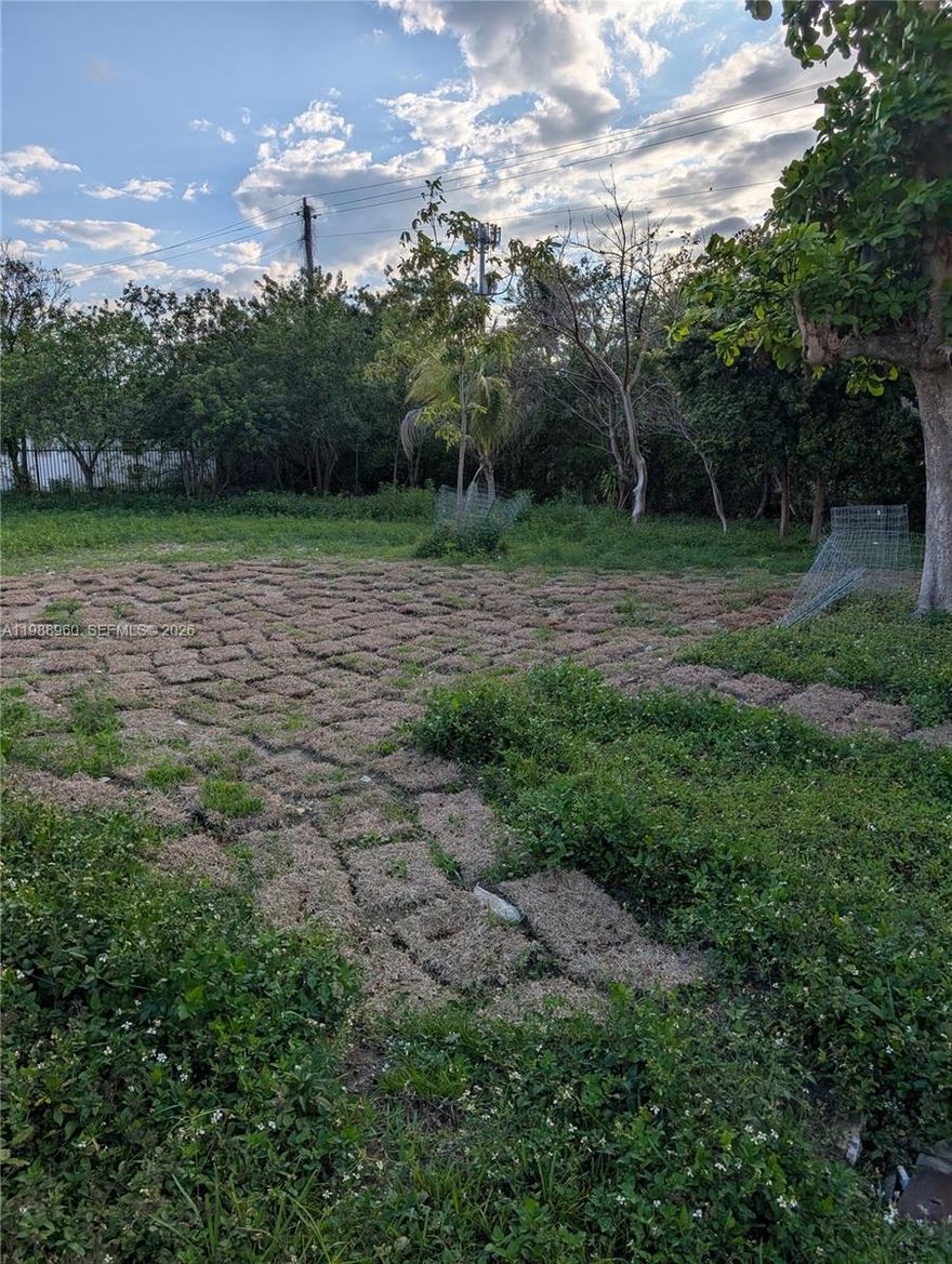 Prime development opportunity in the heart of Miami’s rapidly growing Upper East Side corridor. This ±10,980 sq ft interior lot is zoned TR-5, allowing for multifamily or mixed-use development, making it ideal for developers and investors seeking strong upside potential. Located in a highly desirable area surrounded by new construction, redevelopment projects, retail, and major thoroughfares. Convenient access to Biscayne Blvd, Midtown Miami, Design District, Wynwood, and Miami Beach enhances long-term investment value and rental demand. The generous lot size and favorable zoning provide flexibility for multifamily units, townhomes, or mixed-use concepts (buyer to verify with city). Rare opportunity to secure land in an area experiencing continued revitalization and appreciation.