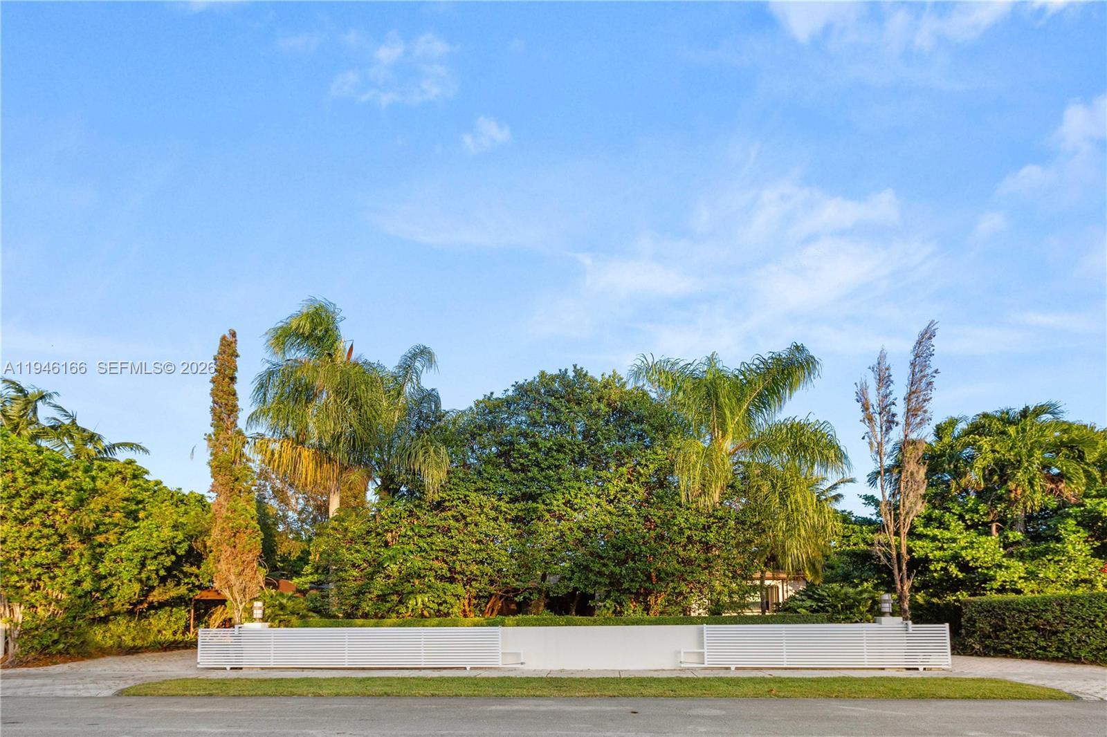 CYPRESS COVE ESTS SEC 3 - Residential