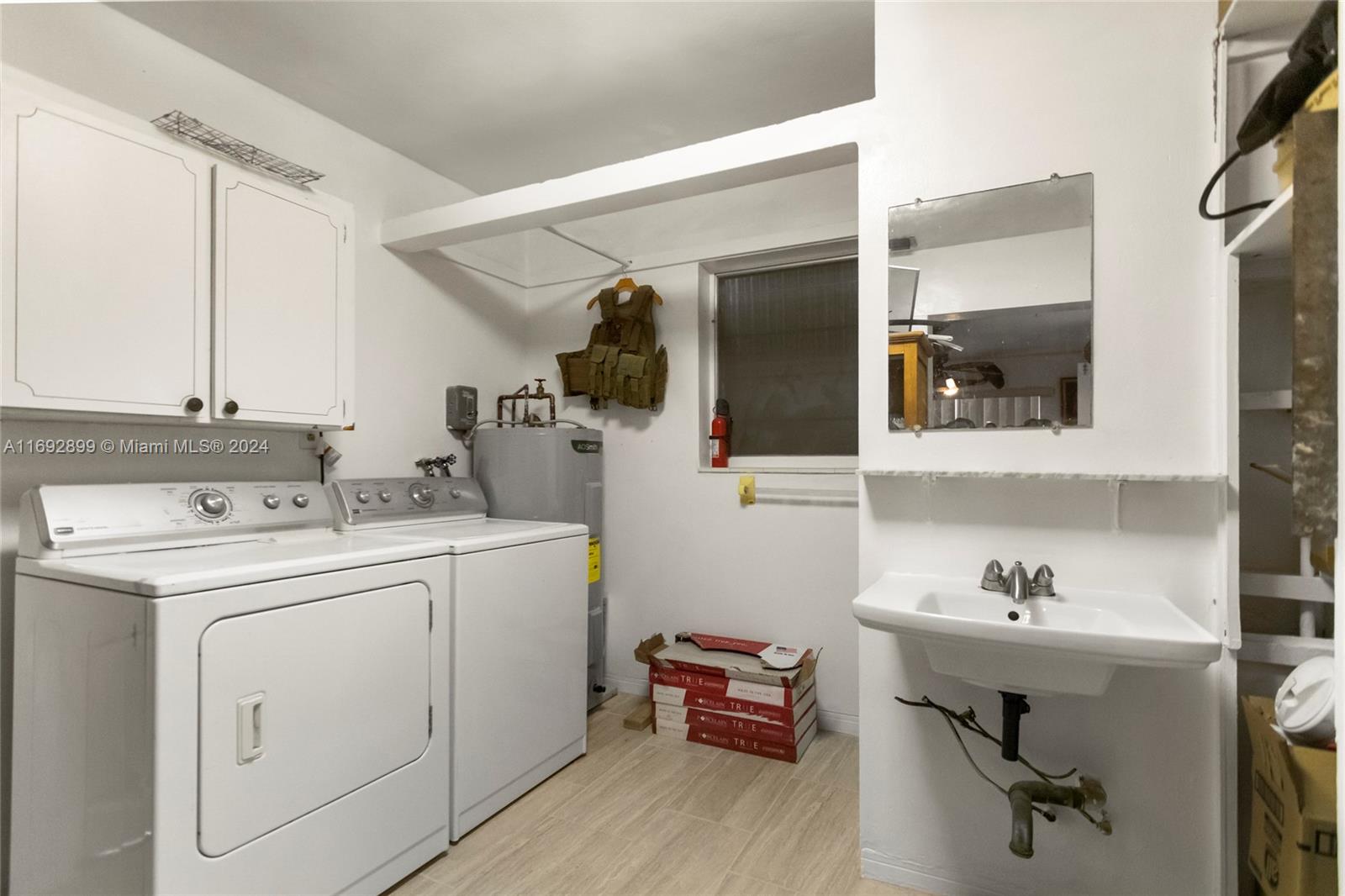 NORTH ANDREWS GARDENS FIR - Residential