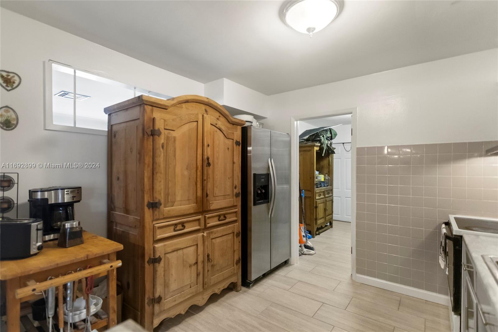 NORTH ANDREWS GARDENS FIR - Residential