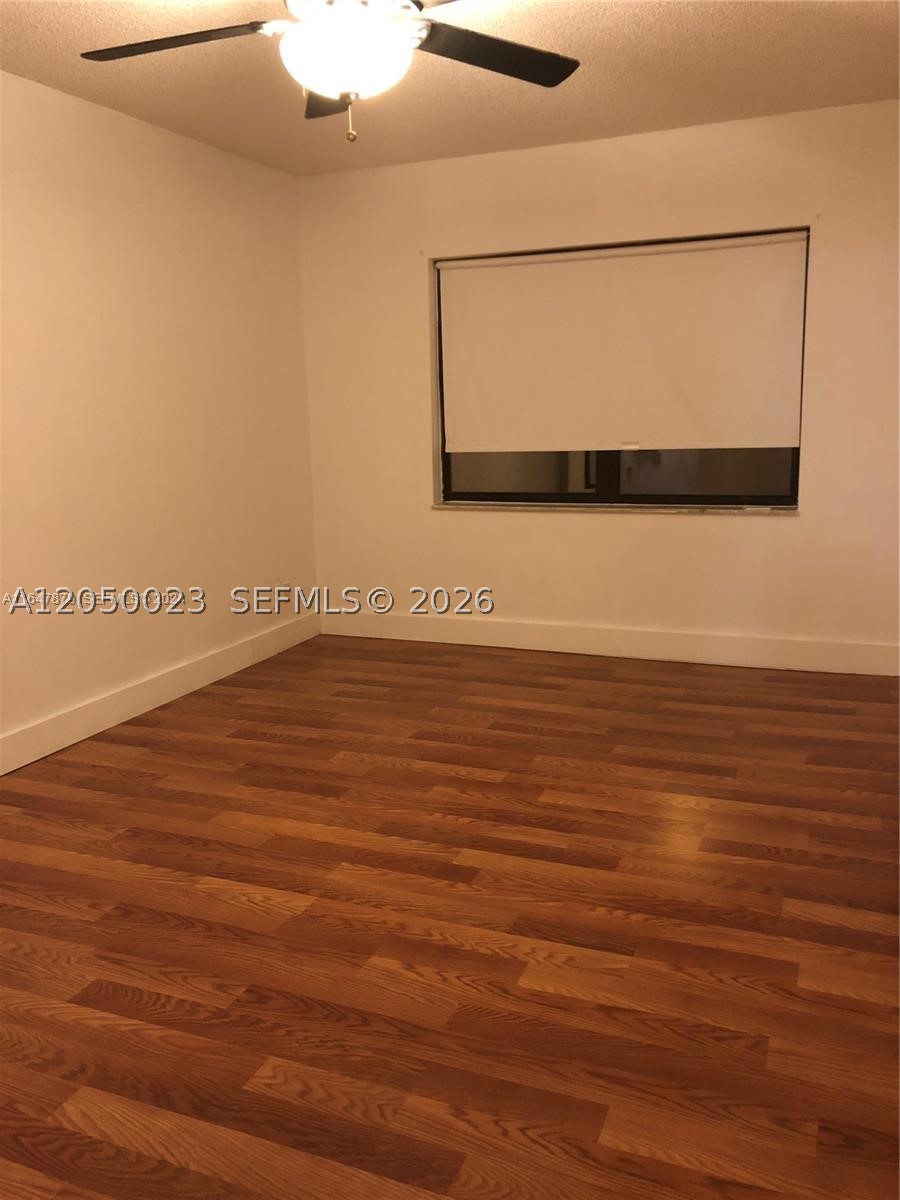 8290 Lake Dr 349
