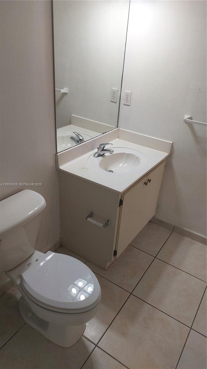 PALM GARDENS AT DORAL CON - Residential Lease