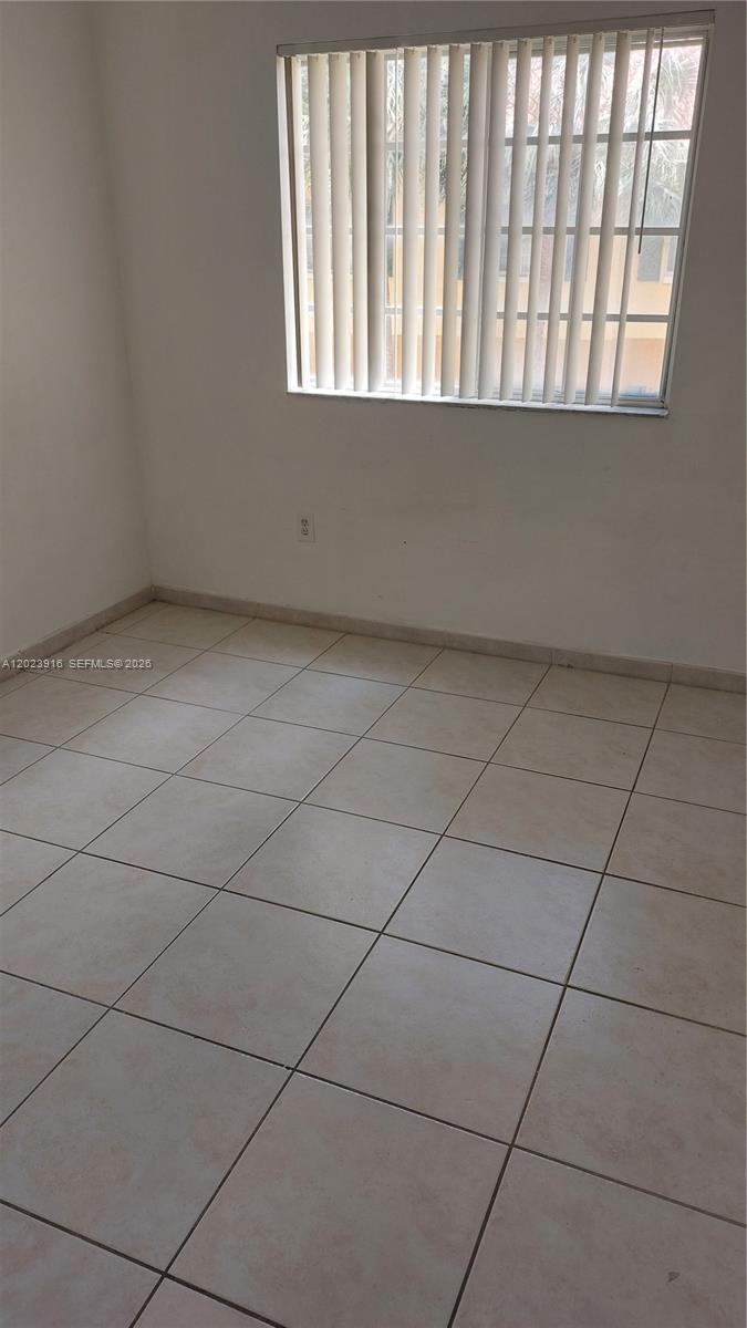 PALM GARDENS AT DORAL CON - Residential Lease