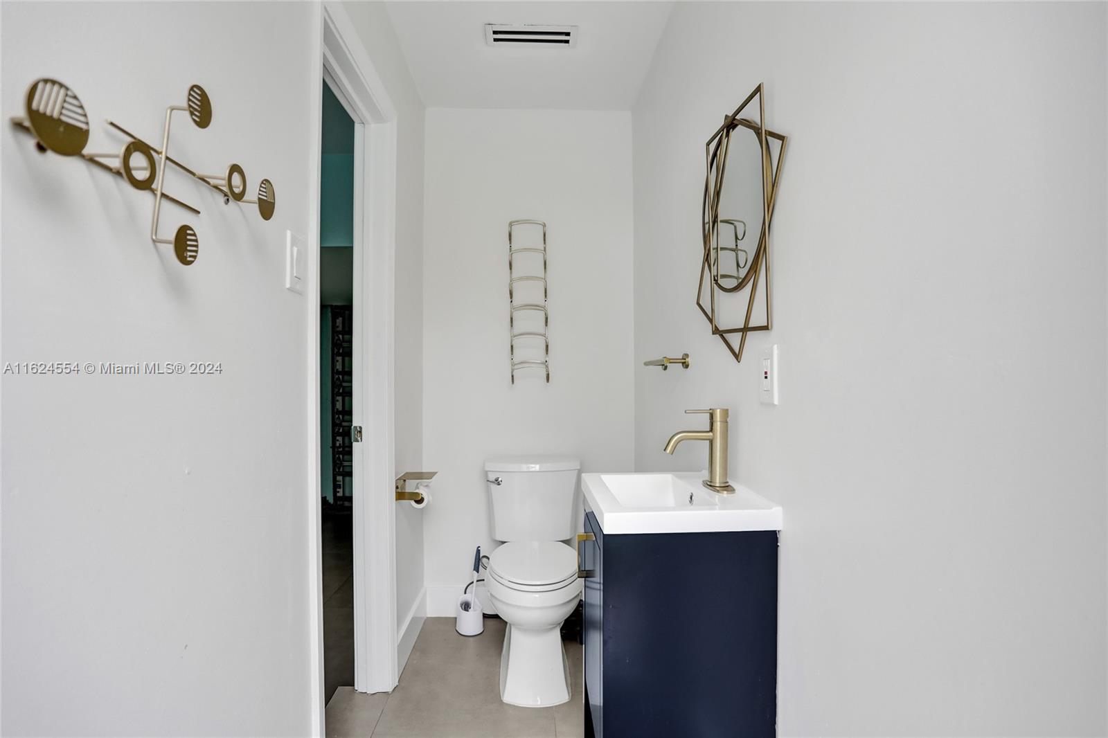 NAUTILUS EXTENSION - Residential