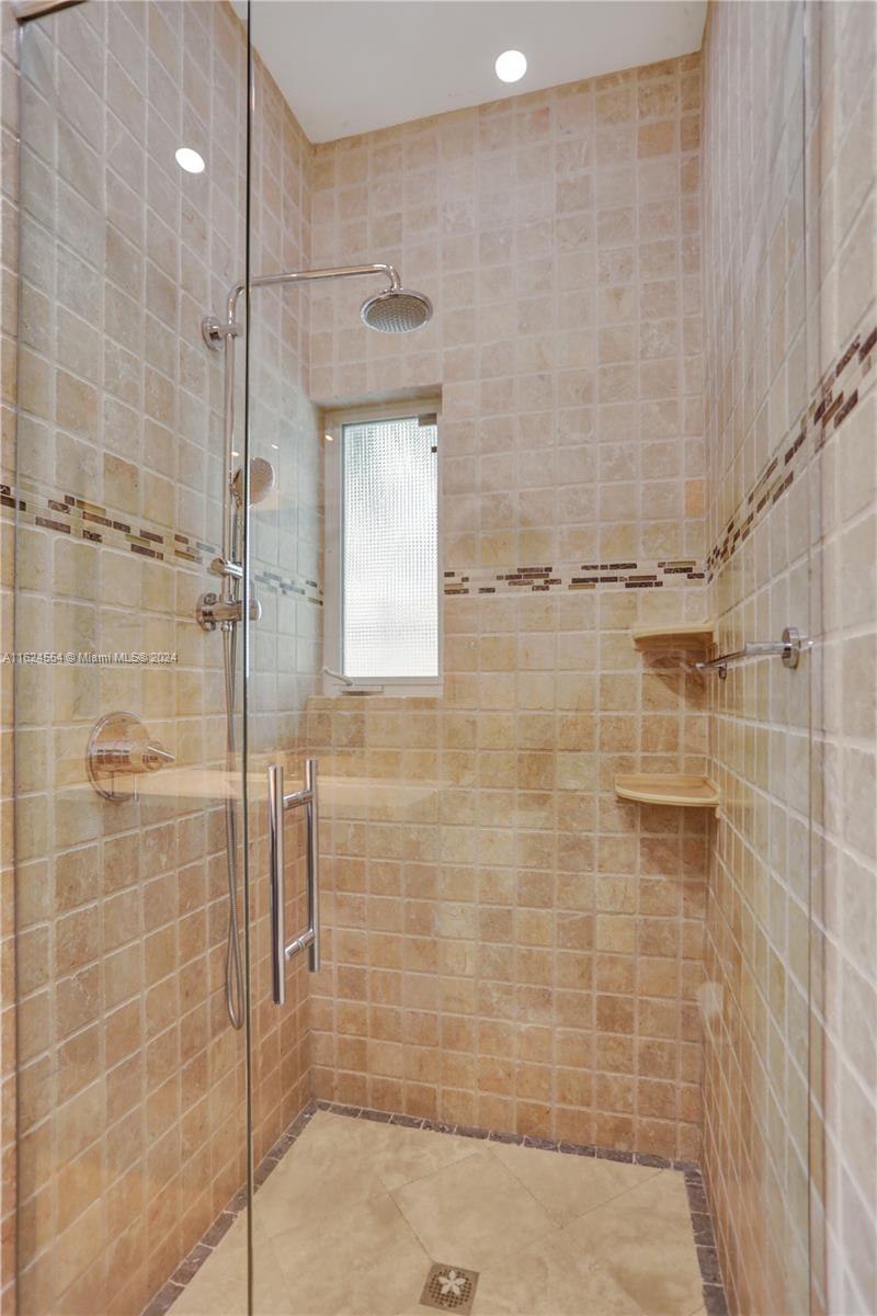 NAUTILUS EXTENSION - Residential