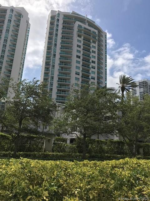 Excellent unit with den converted to a 3rd bedrooms, 3 baths, private elevator, balconies facing ocean and intercoastal, kitchen with stainless steel appliances, Italian cabinets and granite countertops, very light & spacious unit, impact windows, 24 hour security, also available for sale A10927427