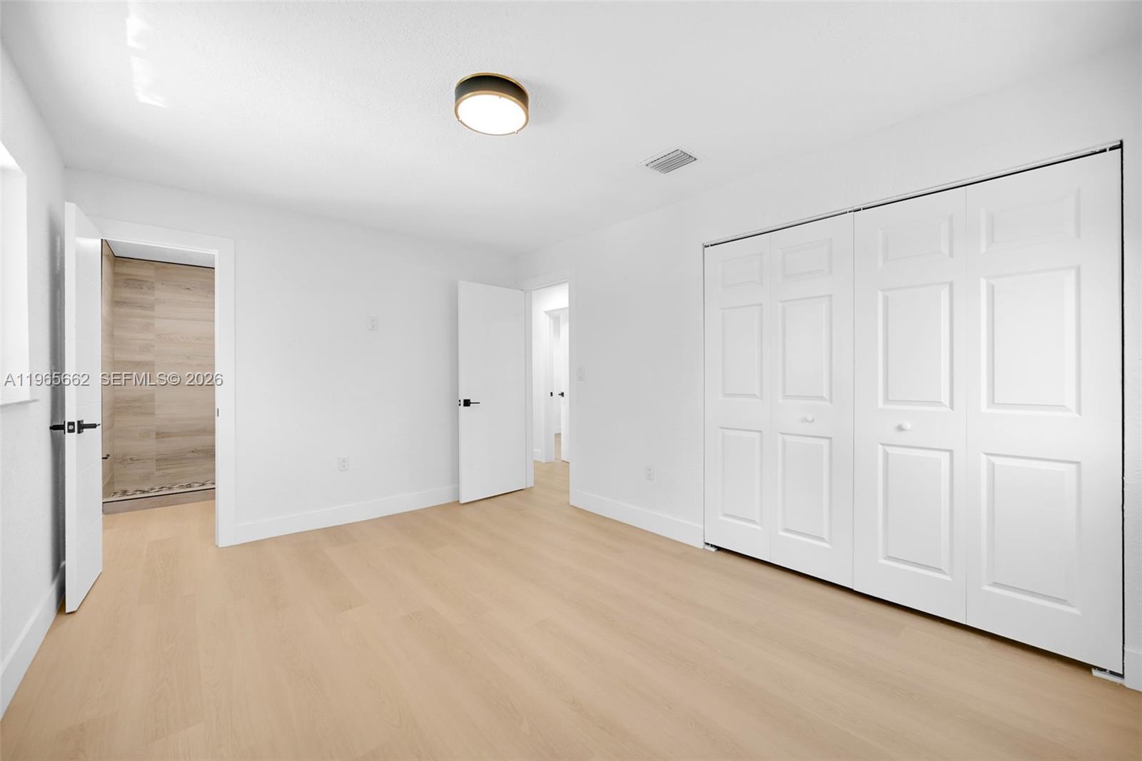 SCOTT LAKE MANOR SEC 8 - Residential