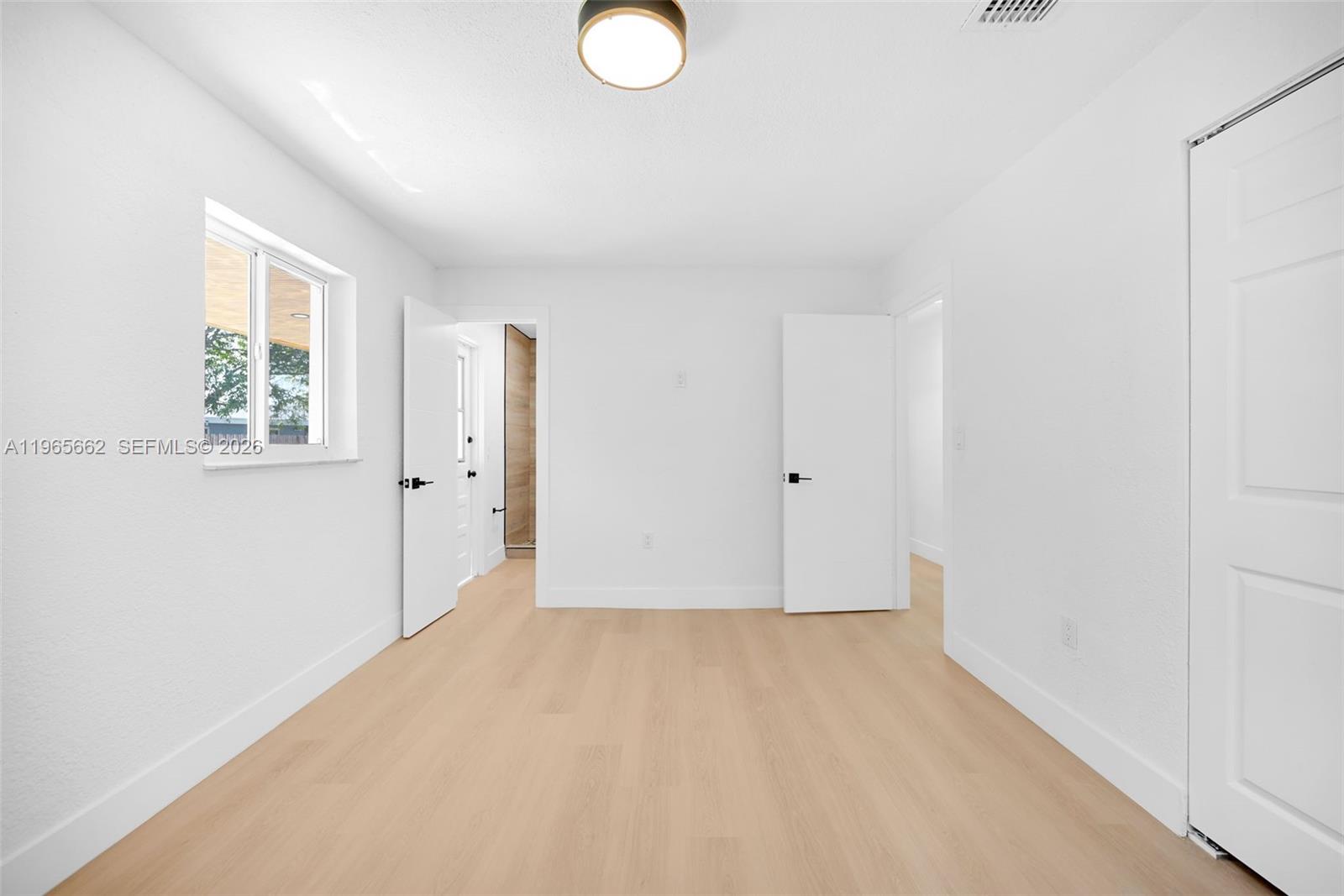 SCOTT LAKE MANOR SEC 8 - Residential