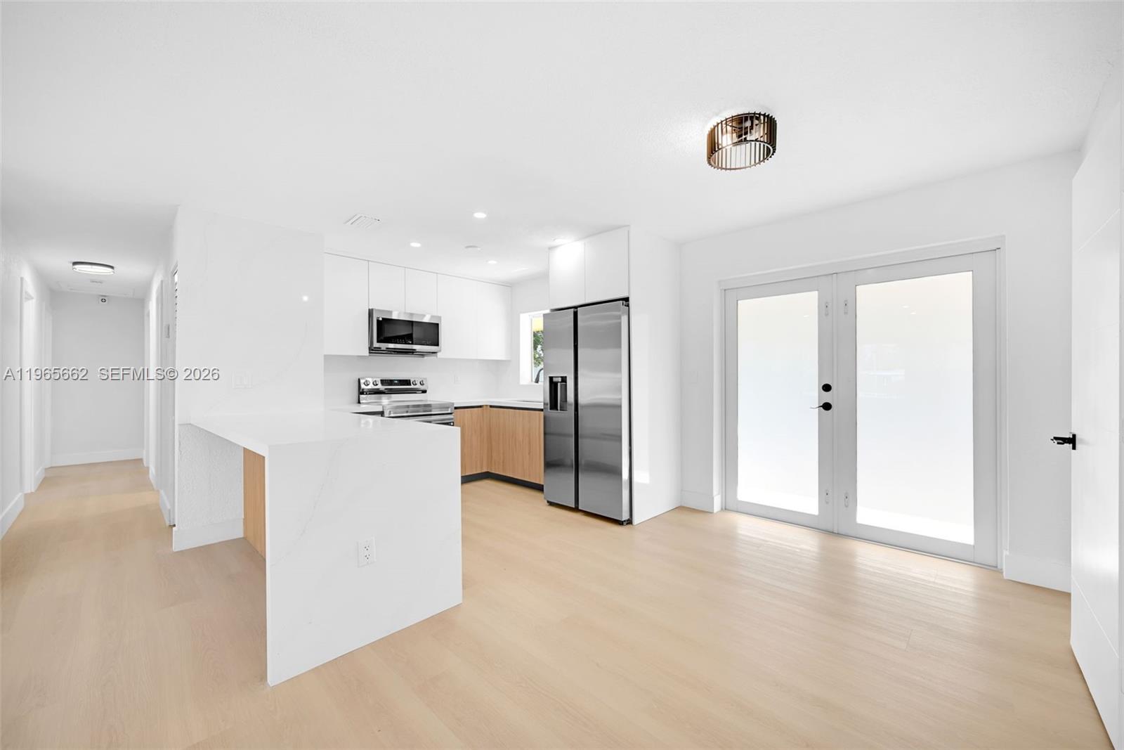 SCOTT LAKE MANOR SEC 8 - Residential