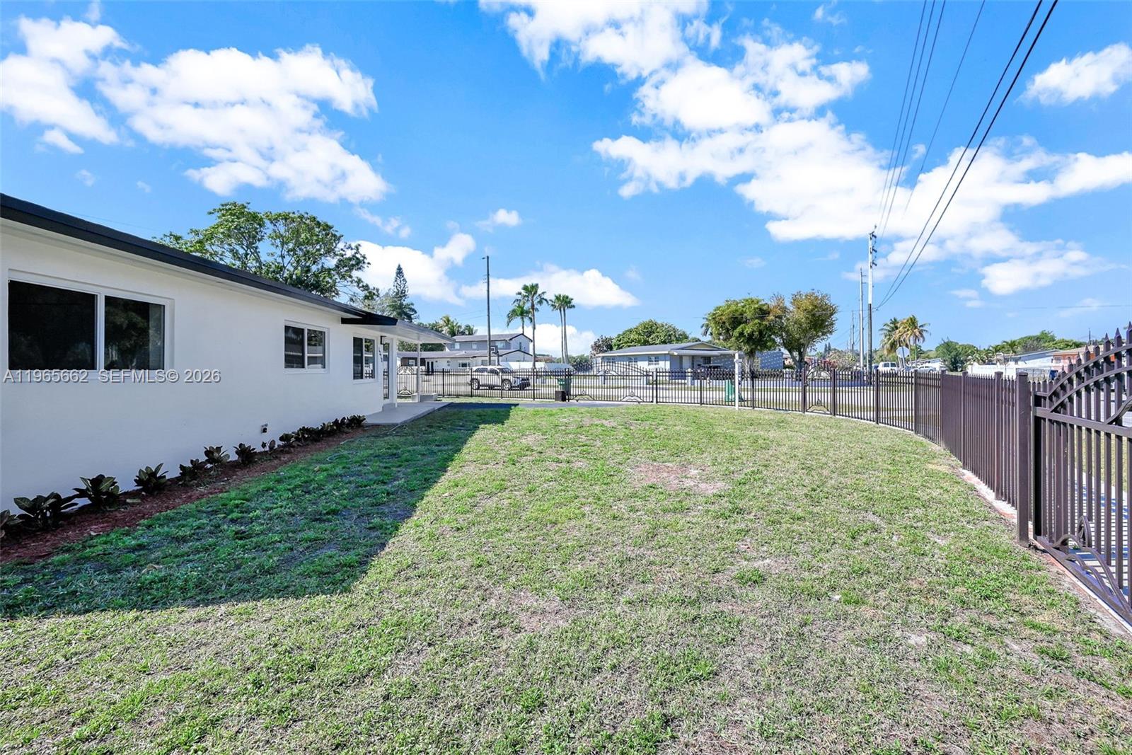 SCOTT LAKE MANOR SEC 8 - Residential