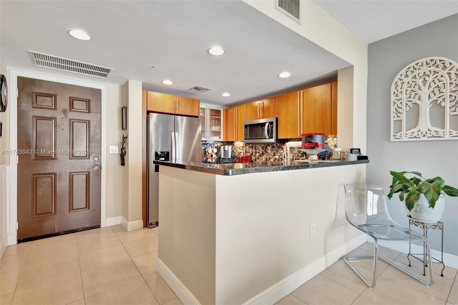 610 CLEMATIS CONDO - Residential