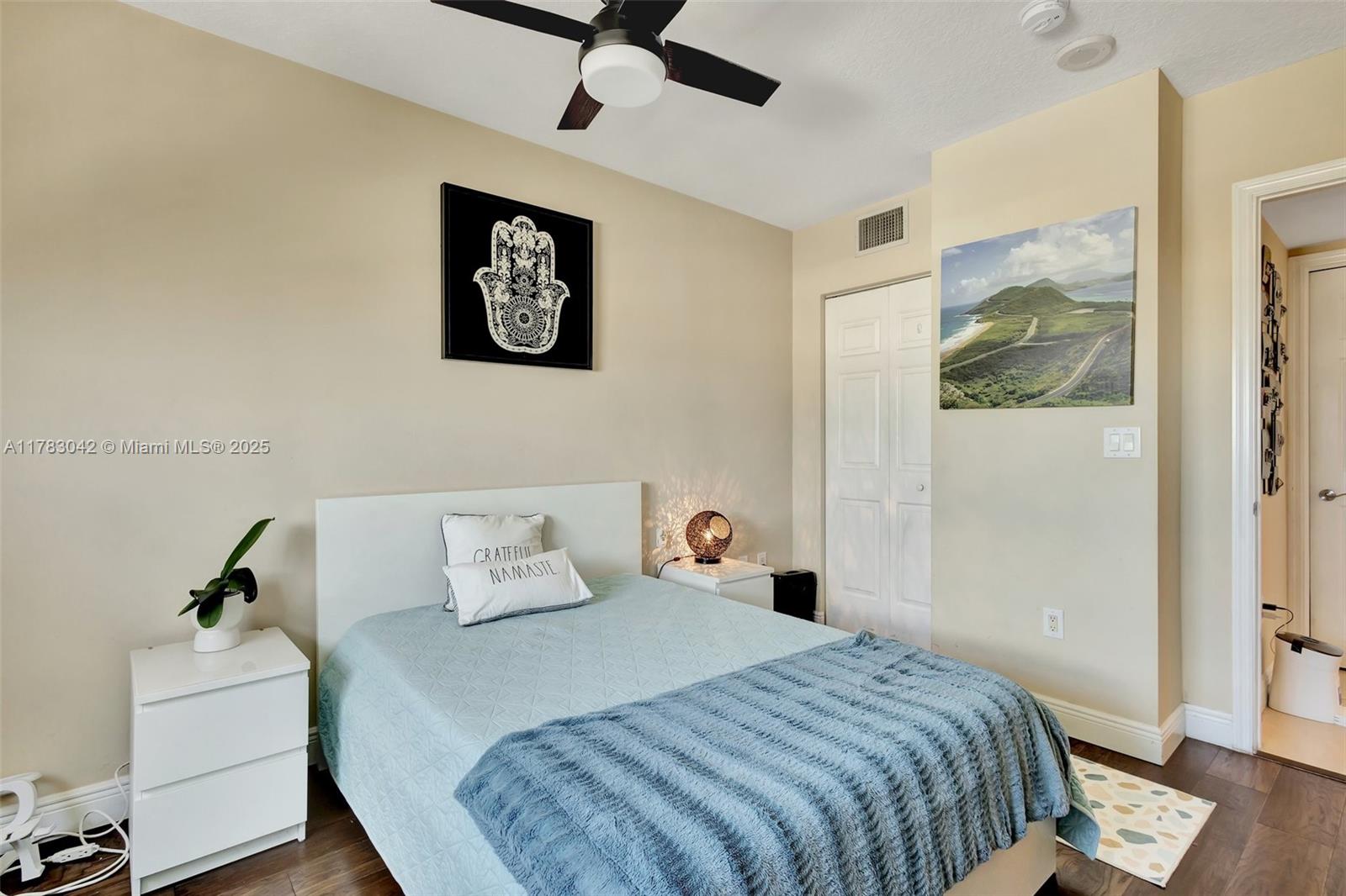 610 CLEMATIS CONDO - Residential