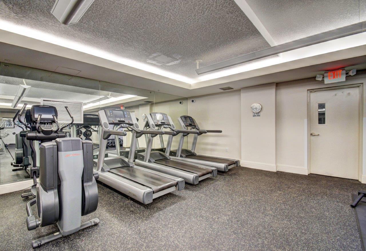 610 CLEMATIS CONDO - Residential