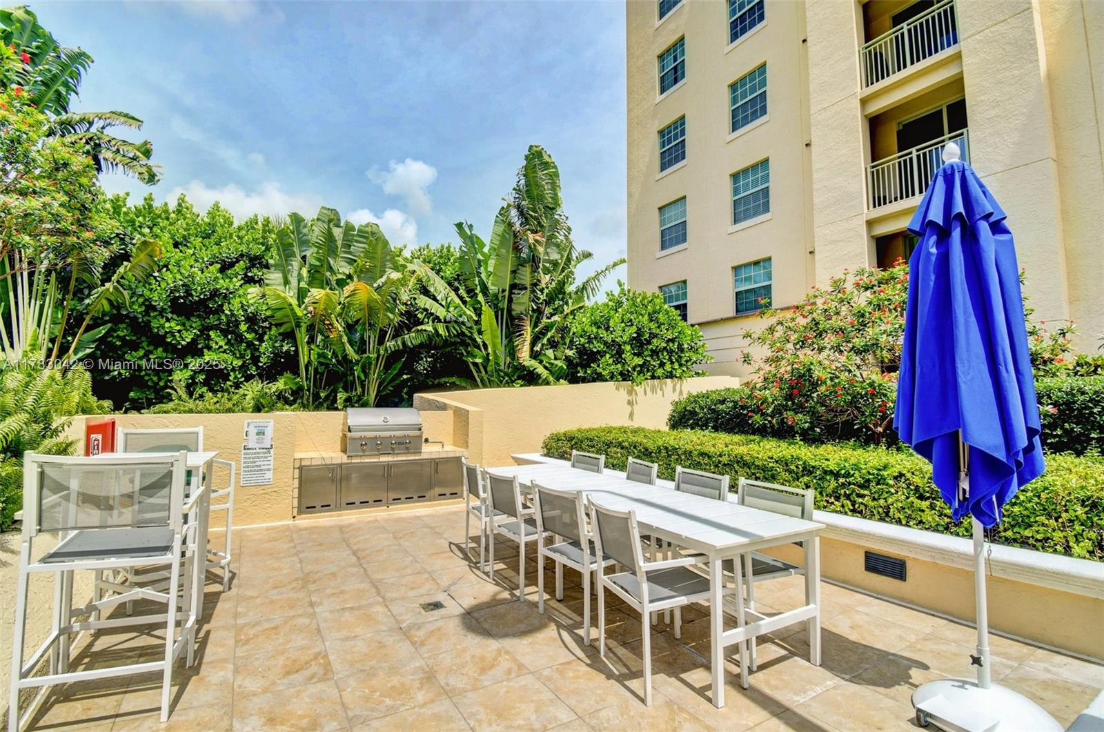 610 CLEMATIS CONDO - Residential