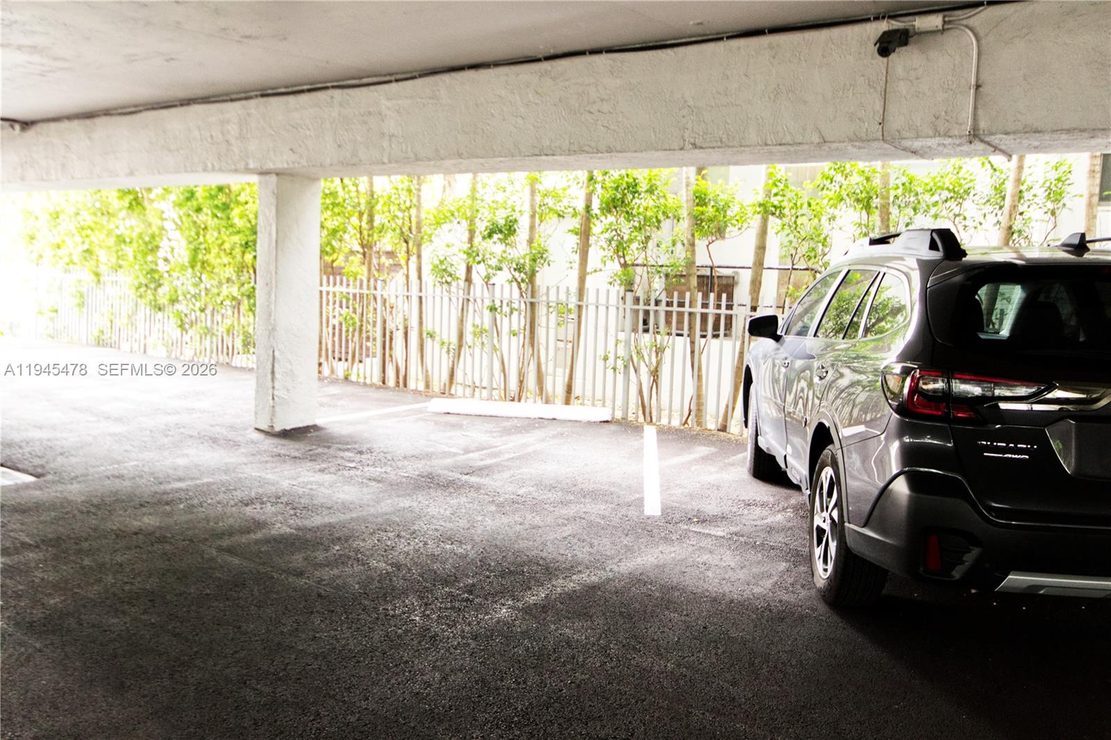 WEST SIDE PLAZA CONDO - Residential Lease