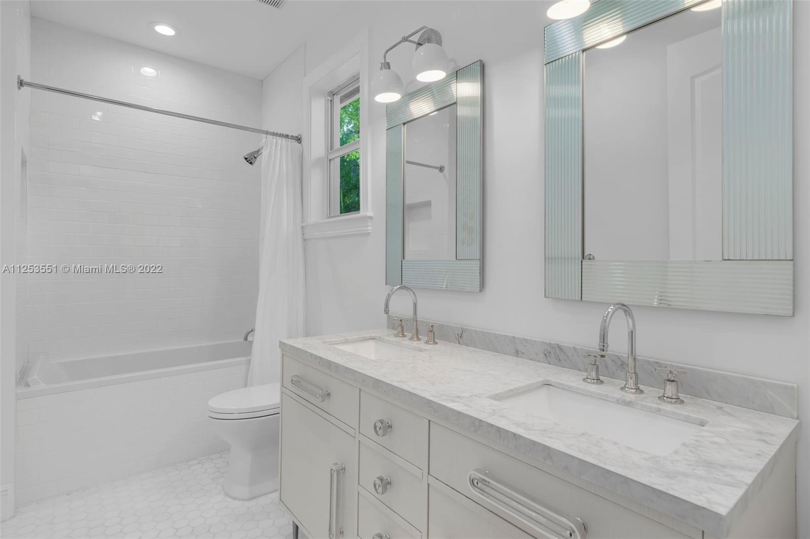 KILLIAN PARK - Residential