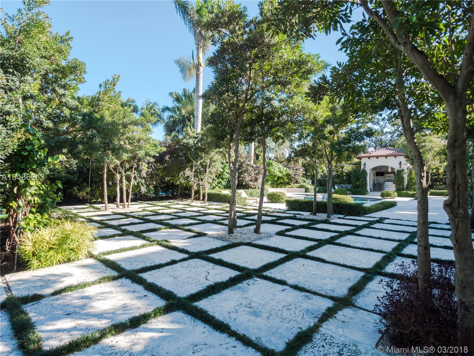 COCOPLUM SEC 1 - Residential