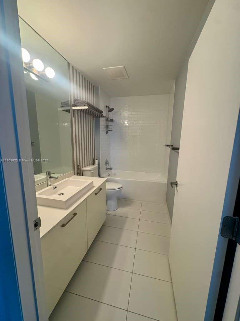 CENTRO CONDO - Residential