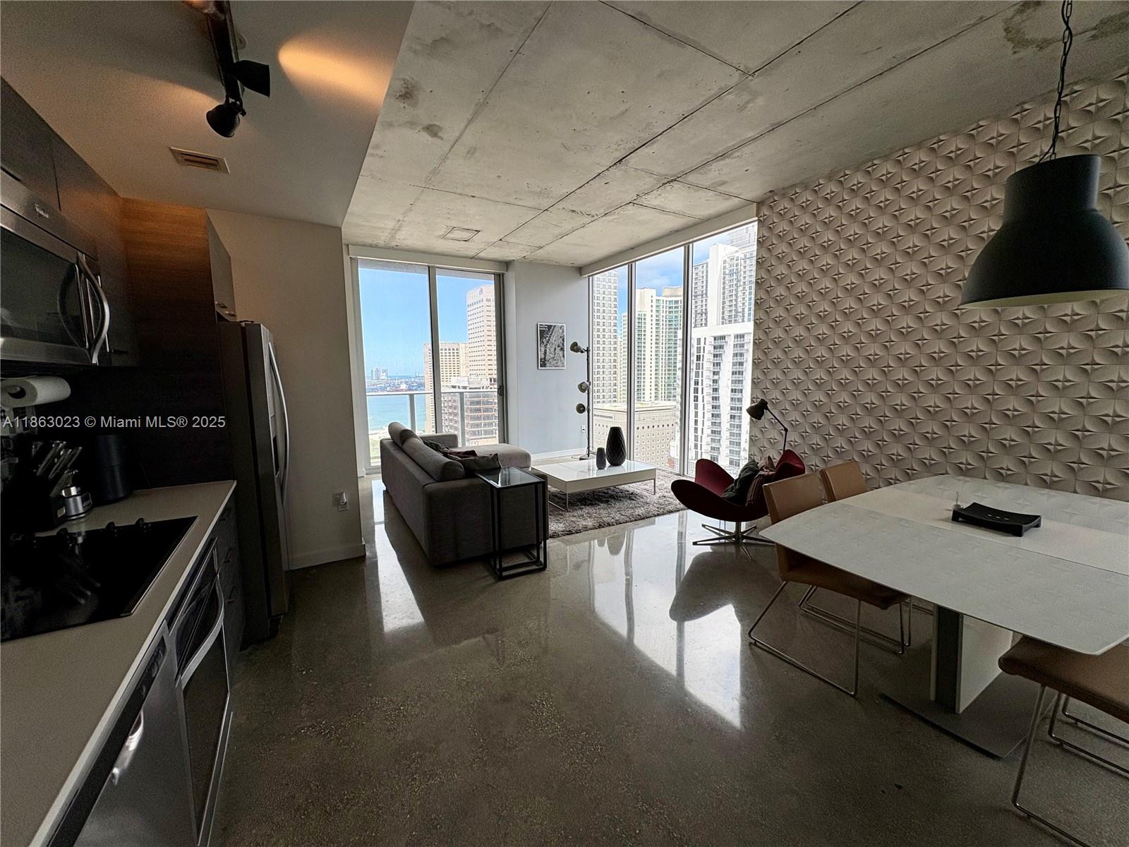151 SE 1st St 2401
