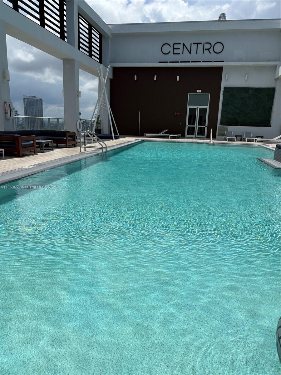 CENTRO CONDO - Residential