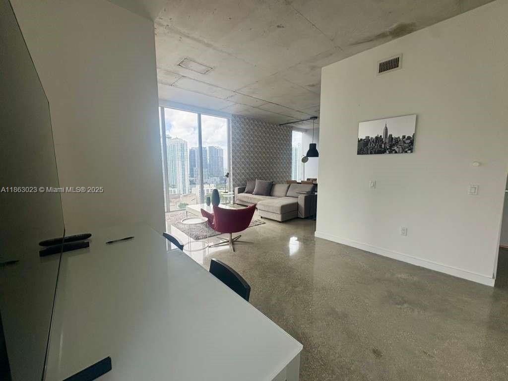 CENTRO CONDO - Residential