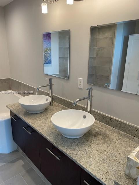 UPTOWN MARINA LOFTS CONDO - Residential