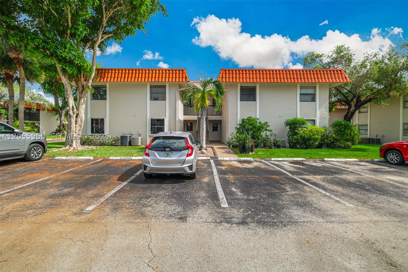 9732 Hammocks Blvd 203-17