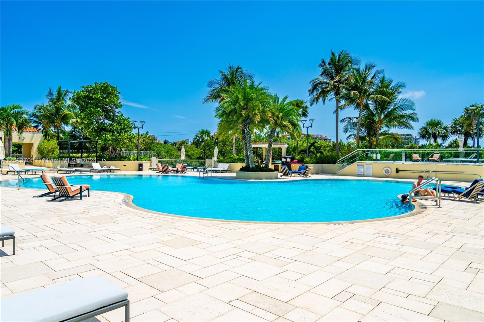 PORTOFINO TOWER CONDO - Residential