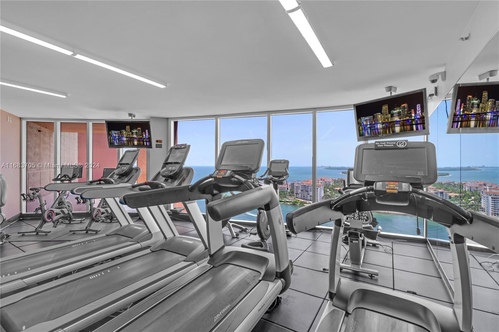 PORTOFINO TOWER CONDO - Residential