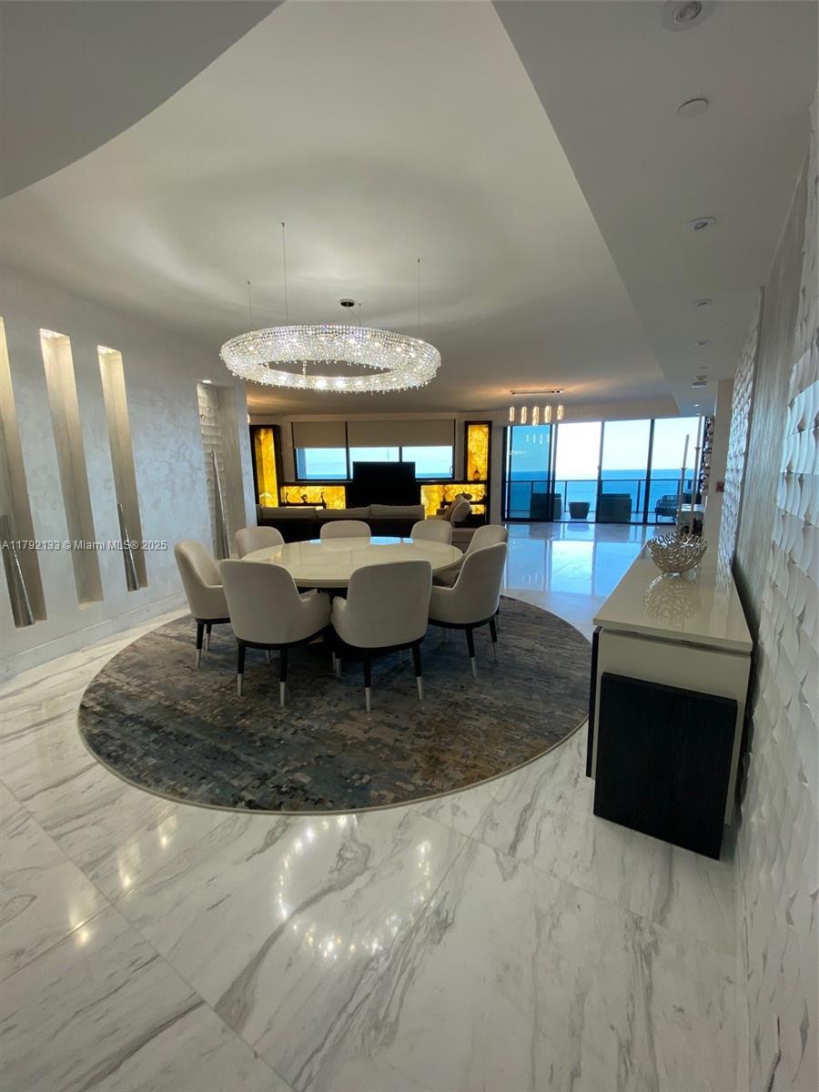 18555 COLLINS AVENUE COND - Residential