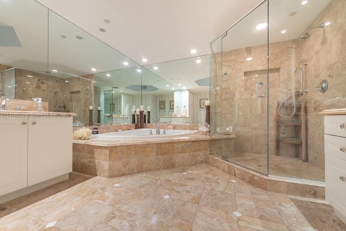 SOLIMAR CONDOMINIUM - Residential