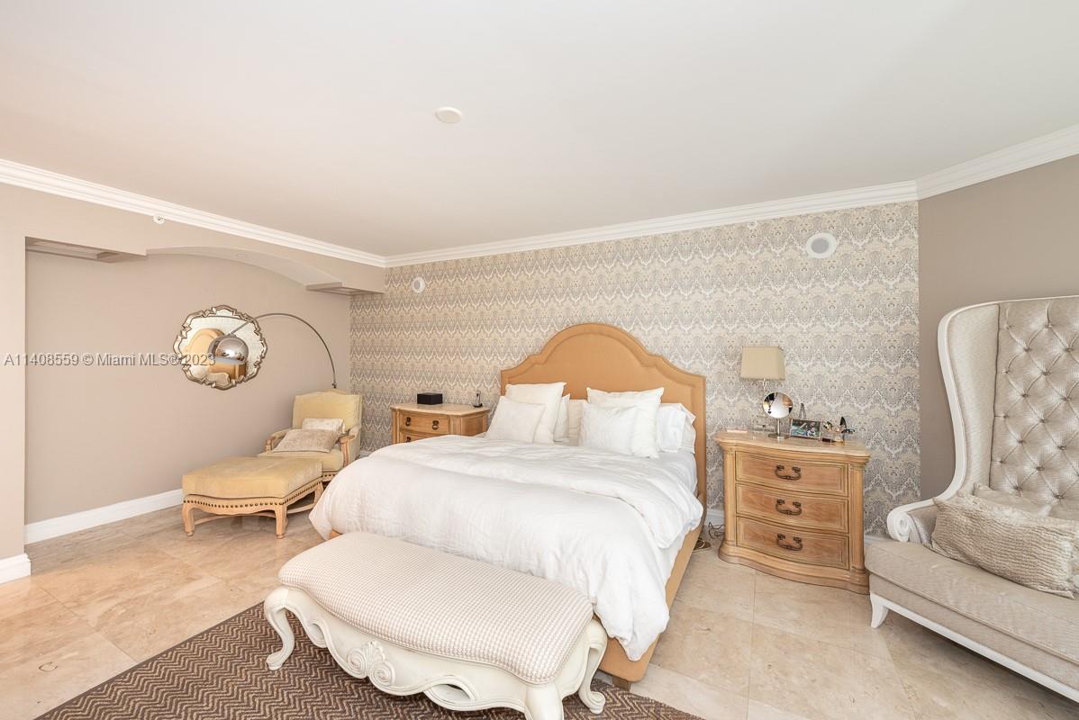 SOLIMAR CONDOMINIUM - Residential