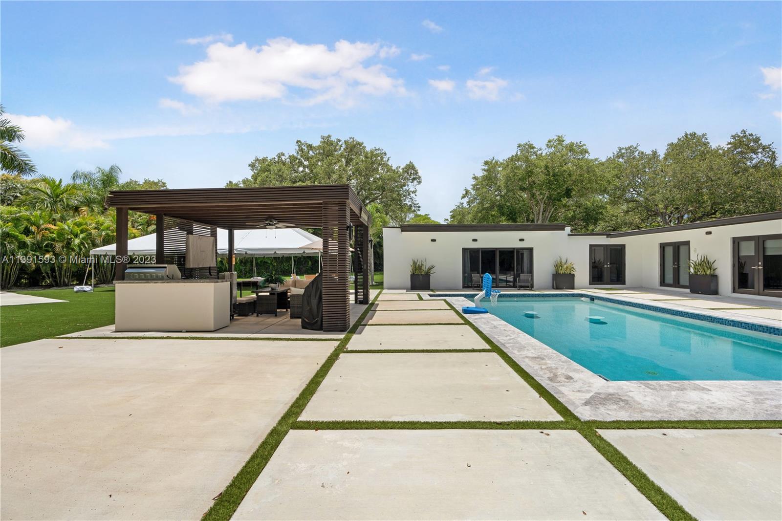 OAKRIDGE ESTATES SEC 2 - Residential