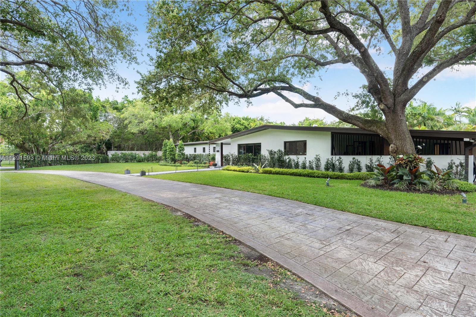 OAKRIDGE ESTATES SEC 2 - Residential