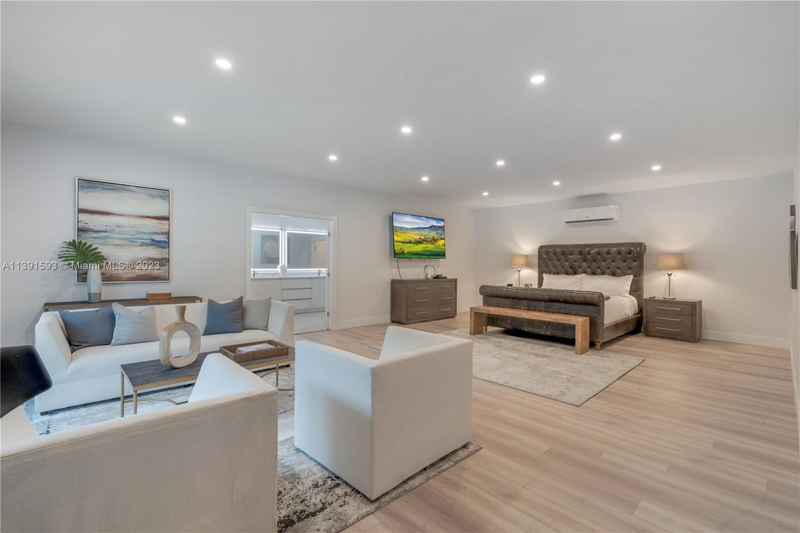 OAKRIDGE ESTATES SEC 2 - Residential